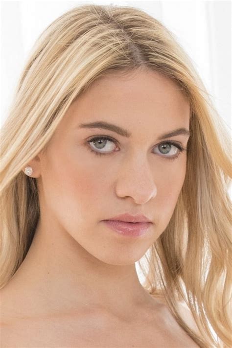 Sexy Vivianne DeSilva gets Oiled Up and BBC Fucked. . Klhoe capri